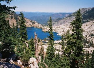 Caribou Lake in the Trinity Alps Wilderness. Photo courtesy of SAFE.